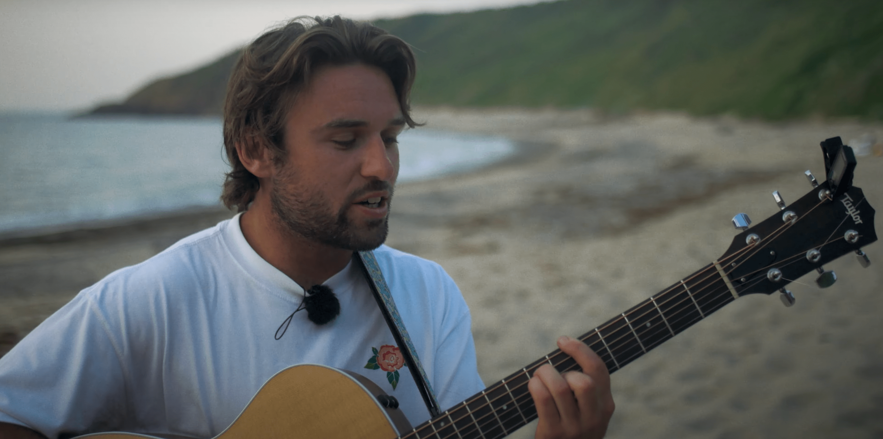 Terence George (Acoustic) | Sound Sessions on the Beach